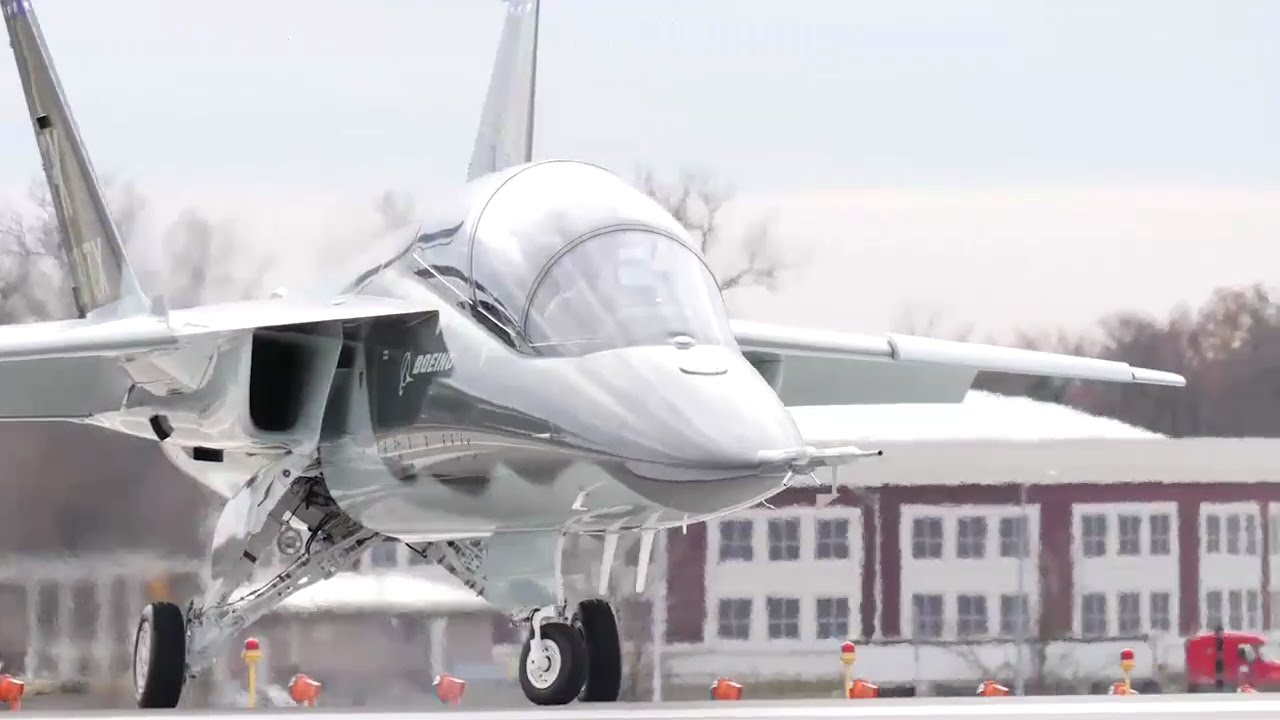 Истребитель следующего поколения Boeing T-X совершил первый испытательный полет
