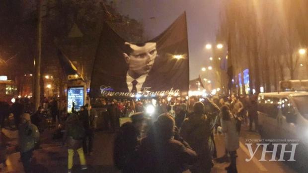 1 января в Киеве прошло факельное шествие в честь Степана Бандеры